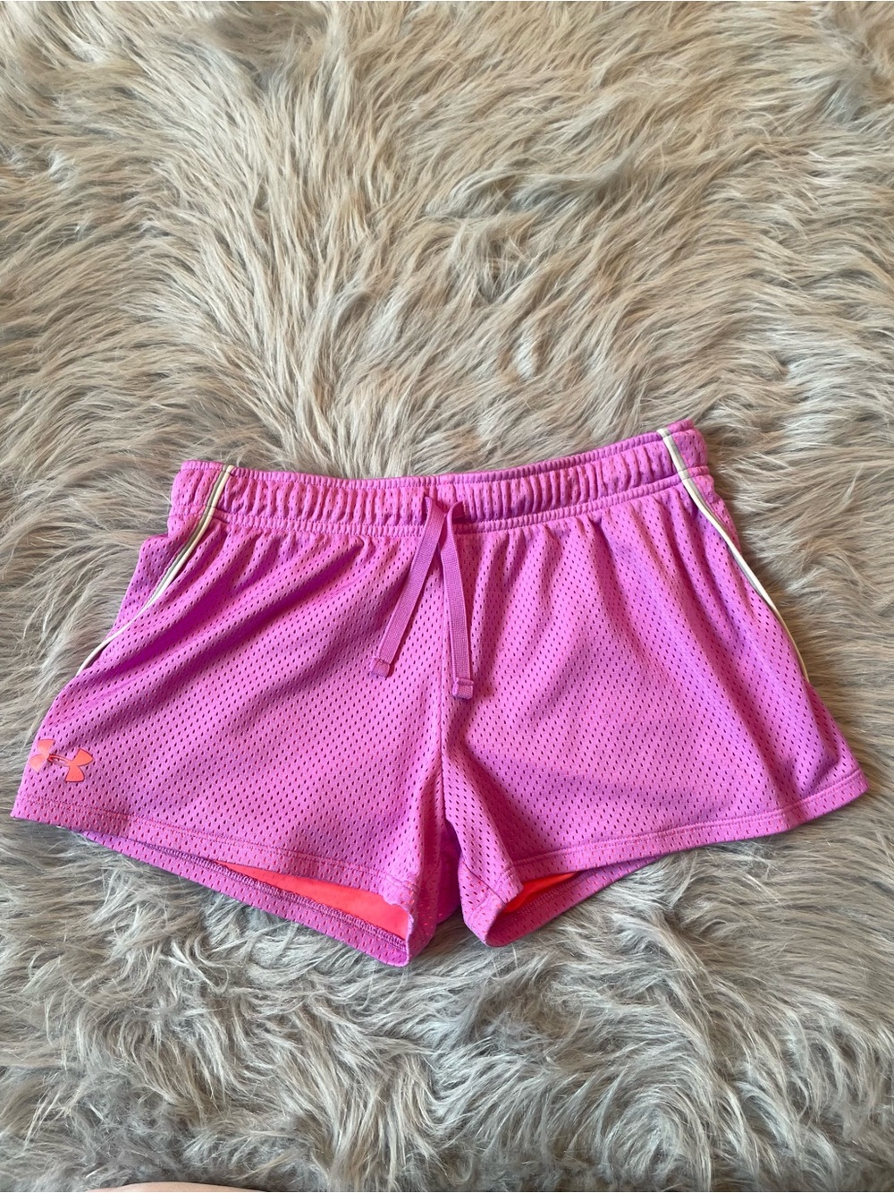 🪶Under Armour Girl’s Pink Mesh Athletic Shorts with Coral Accents